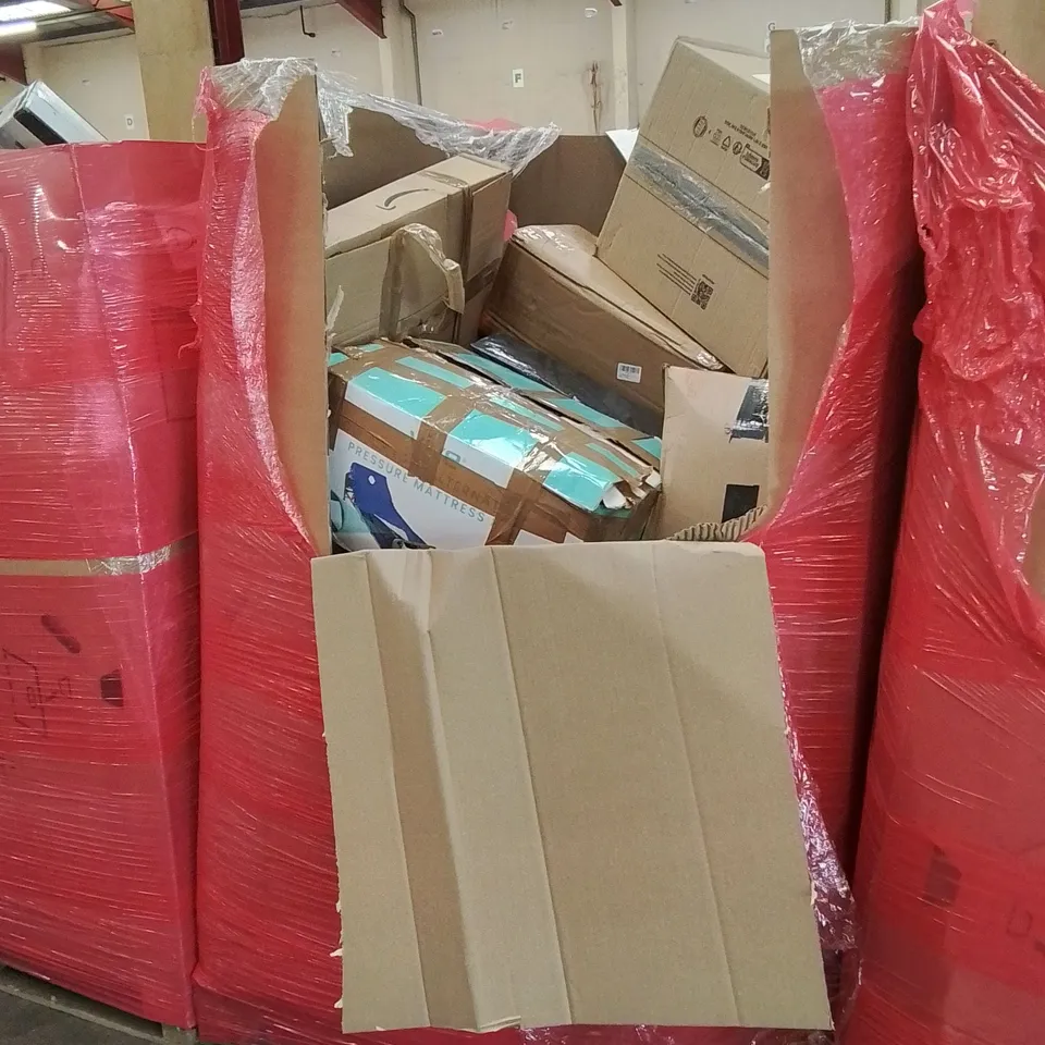 PALLET OF ASSORTED HOUSEHOLD GOODS AND PRODUCTS TO INCLUDE; PADDLE BOARD, TOILET SEAT, BLIND, BOXED FURNITURE ETC 