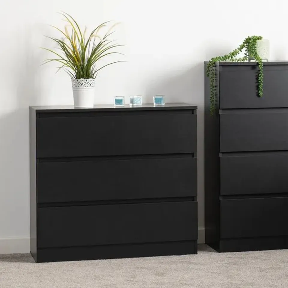 BOXED MALVERN 3 DRAWER CHEST - BLACK (1 BOX)