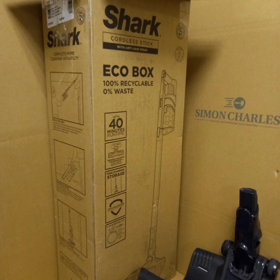 SHARK VACUUM CLEANER 