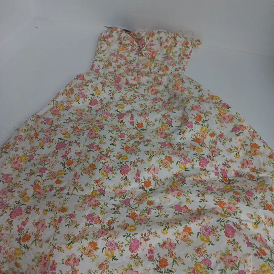 HOUSE OF CB ROSALEE FLORAL PRINT DRESS - S