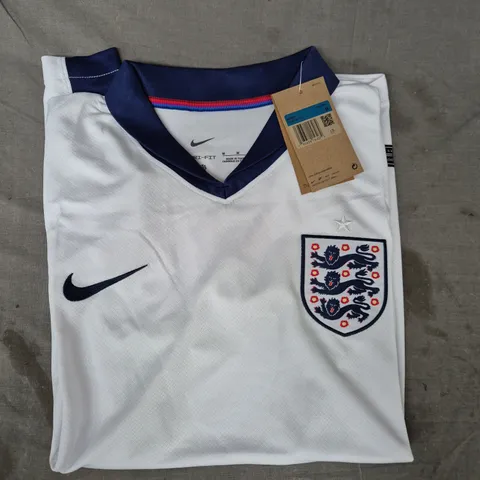 NIKE MEN'S ENGLAND FOOTBALL TOP IN WHITE SIZE MEDIUM