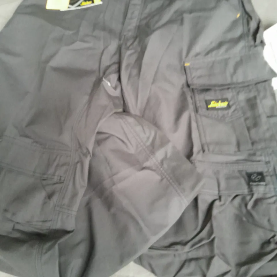 SNICKERS RIP-STOP WORKTROUSERS IN GREY - SIZE 052