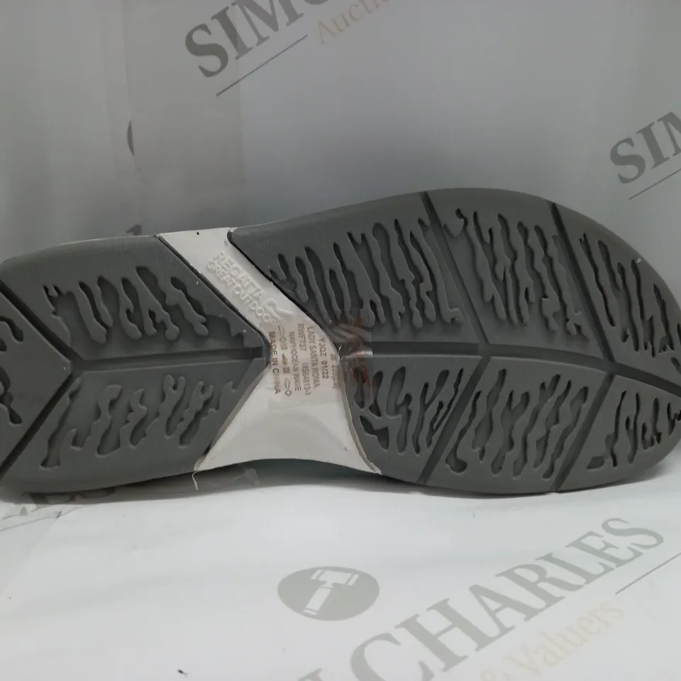 REGATTA LADY SANTA ROMA SANDALS SIZE 5