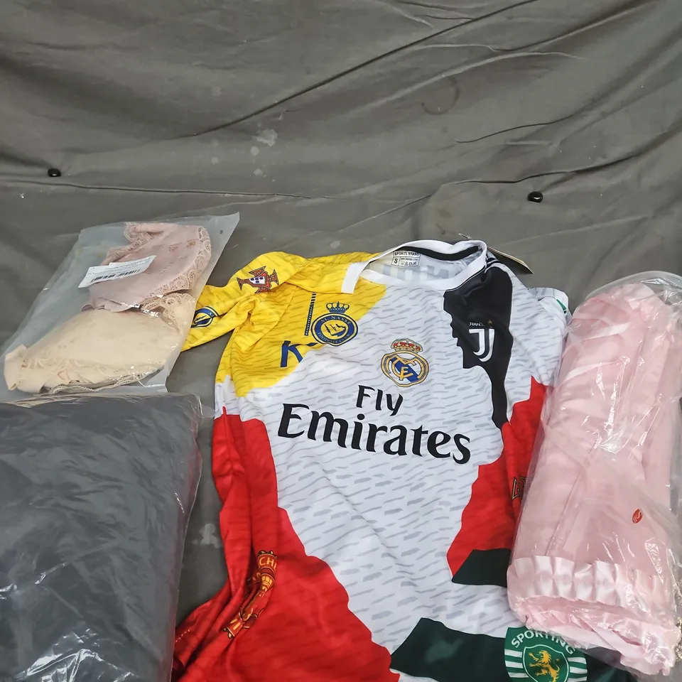 APPROXIMATELY 20 ASSORTED CLOTHING PRODUCTS IN VARIOUS STYLES & SIZES TO INCLUDE JACKETS, T-SHIRTS, DRESSES ETC