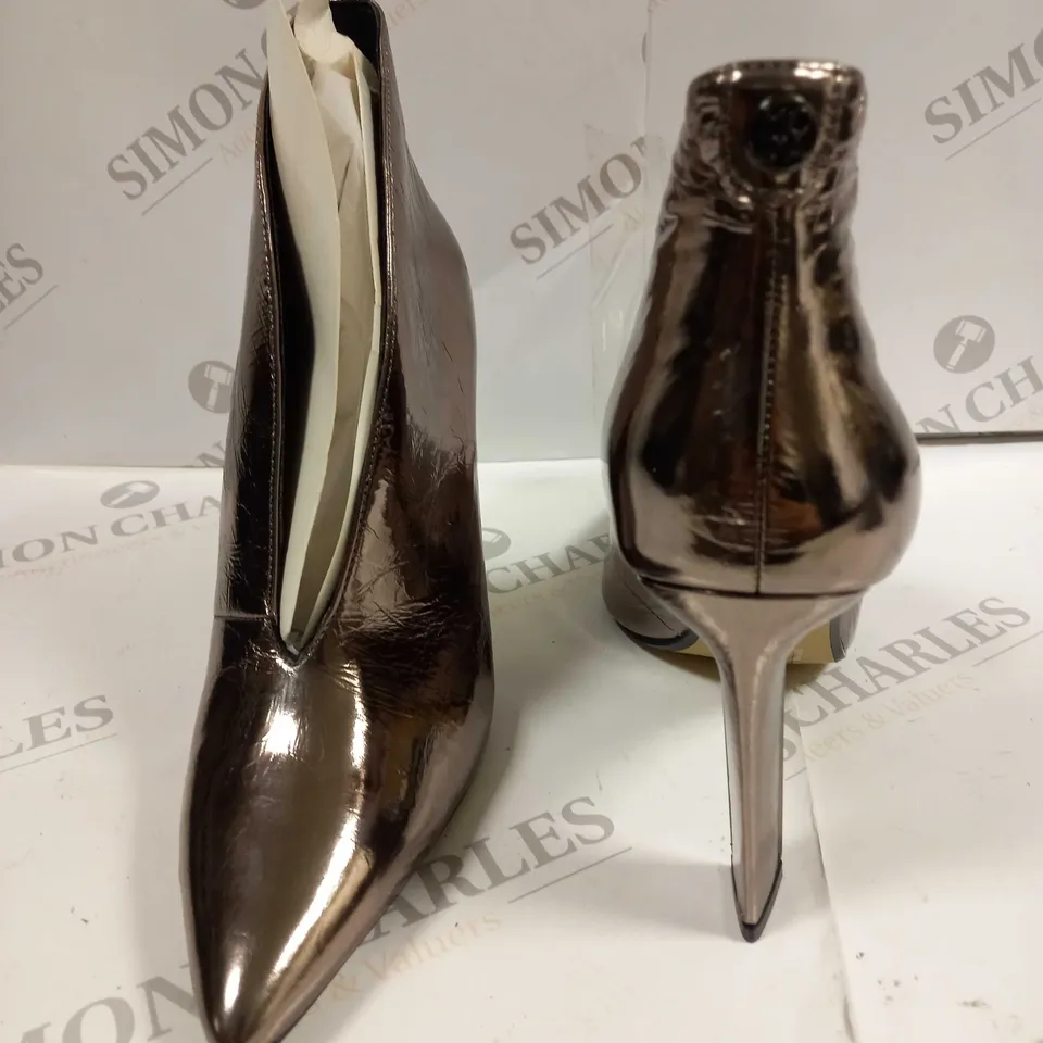 MODA WELDIE BOOTIE IN PEWTER LEATHER - 6