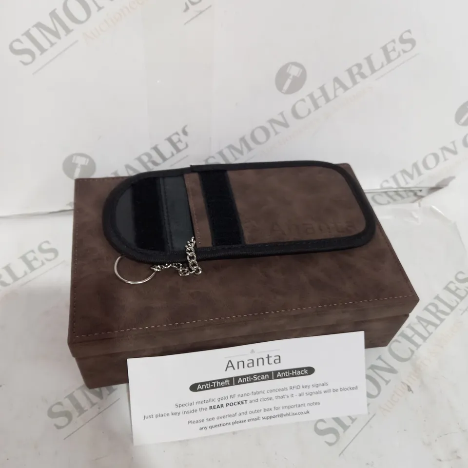 BOXED BROWN ANTI THEFT ANTI SCAN KEY PROTECTOR 