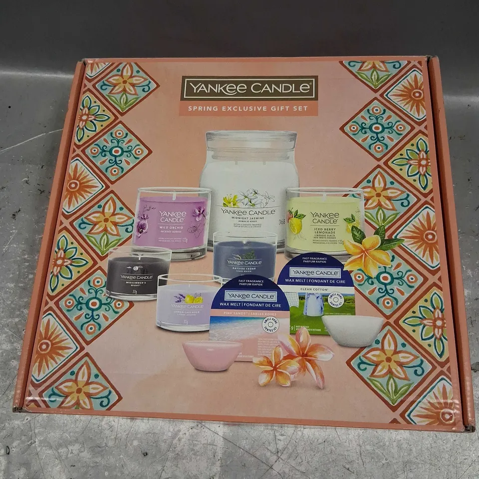 BOXED YANKEE CANDLE SPRING EXCLUSIVE GIFT SET