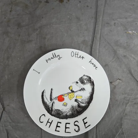 JIMBOBART CERAMIC PLATE – ANIMAL WITH CHEESE DESIGN