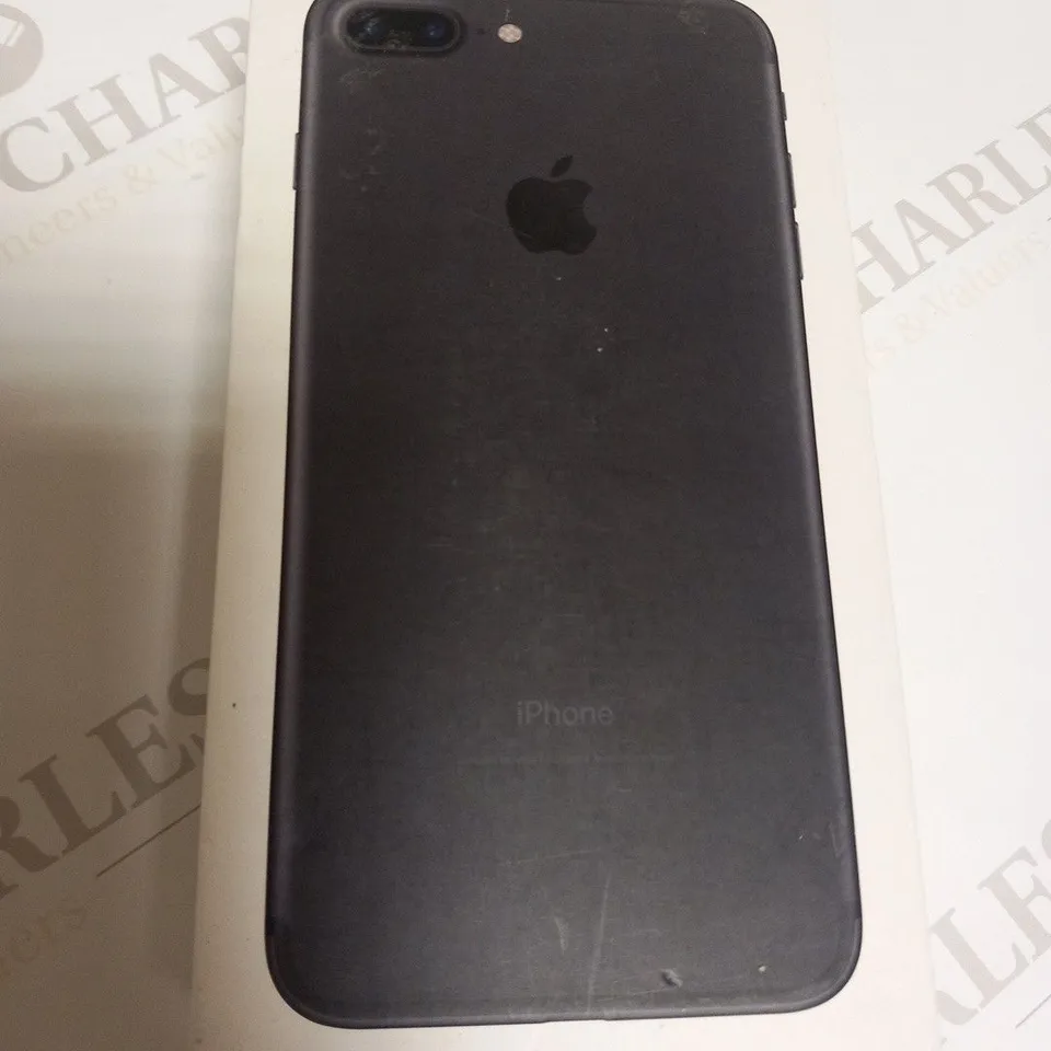 BOXED APPLE IPHONE 7 PLUS MOBILE PHONE