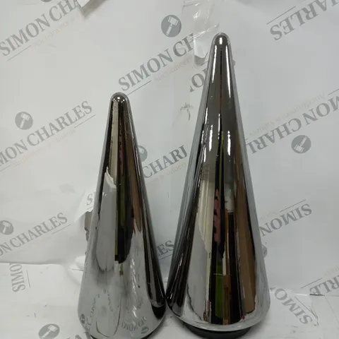 BOXED KELLY HOPPEN SET OF 2 INDOOR/OUTDOOR PRELIT GLASS DECOR - REFLECTIVE CONES