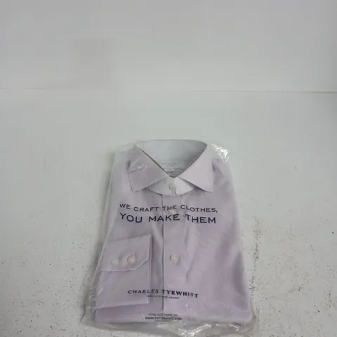 CHARLES TYRWHITT SLIM FIT SHIRT β LAVENDER, NON-IRON, UK NECK 15IN SLEEVE 33IN