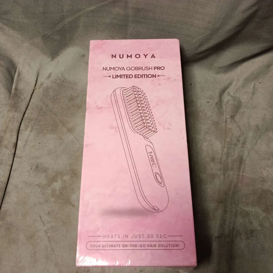 NUMOYA GOBRUSH PRO LIMITED EDITION HAIR BRUSH – PINK BOX (SEALED)