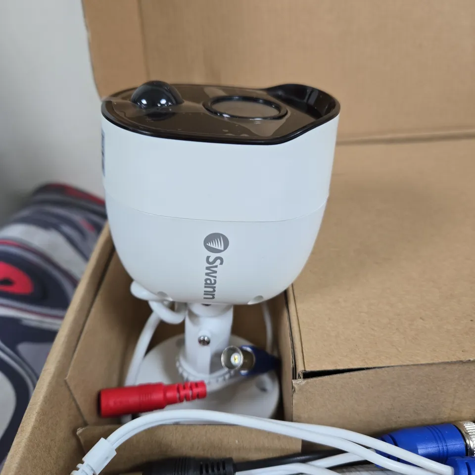 SWANN PRO-1080MSB SECURITY CAMERA SYSTEM - 2 CAMERAS