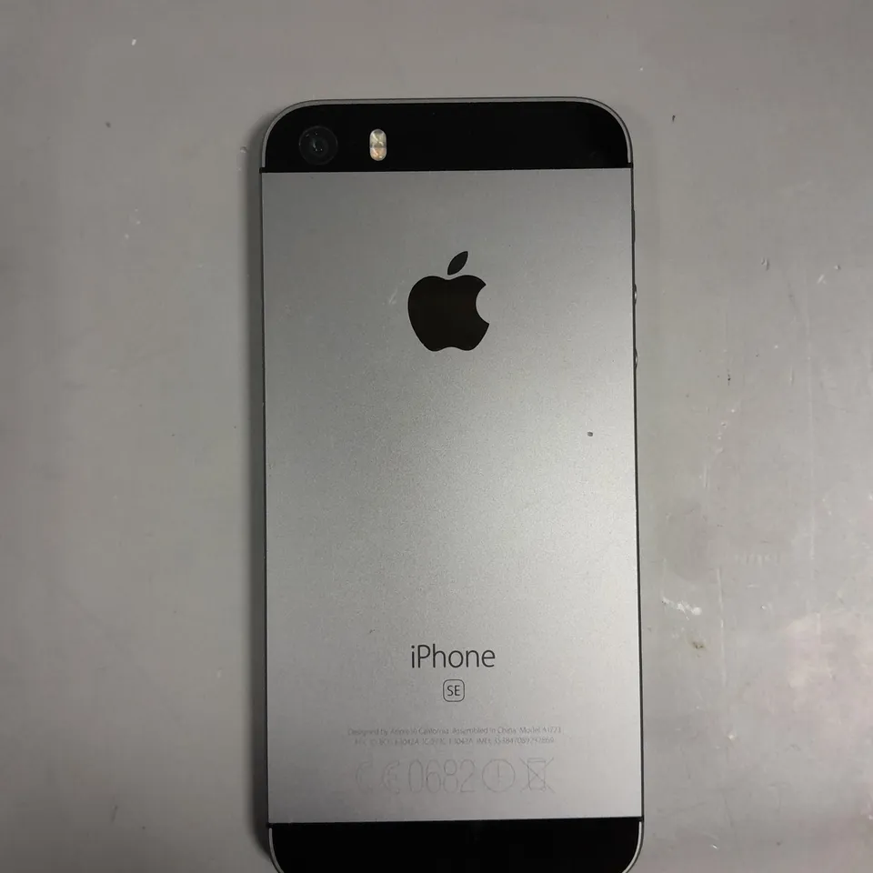 APPLE IPHONE 5 SE SMARTPHONE 