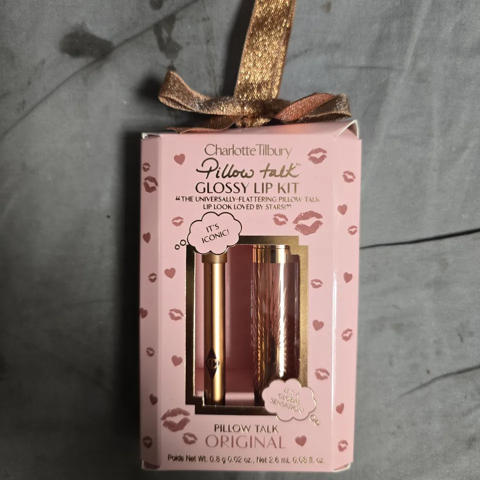 CHARLOTTE TILBURY PILLOW TALK GLOSSY LIP KIT