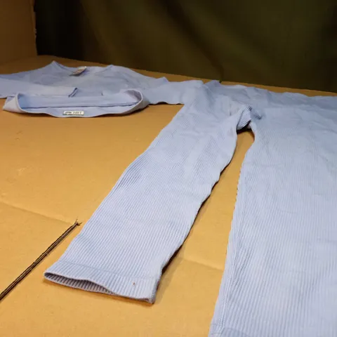 LOT OF APPROX 2 RIBBED FITNESS LEGGINGS/TOP - SMALL