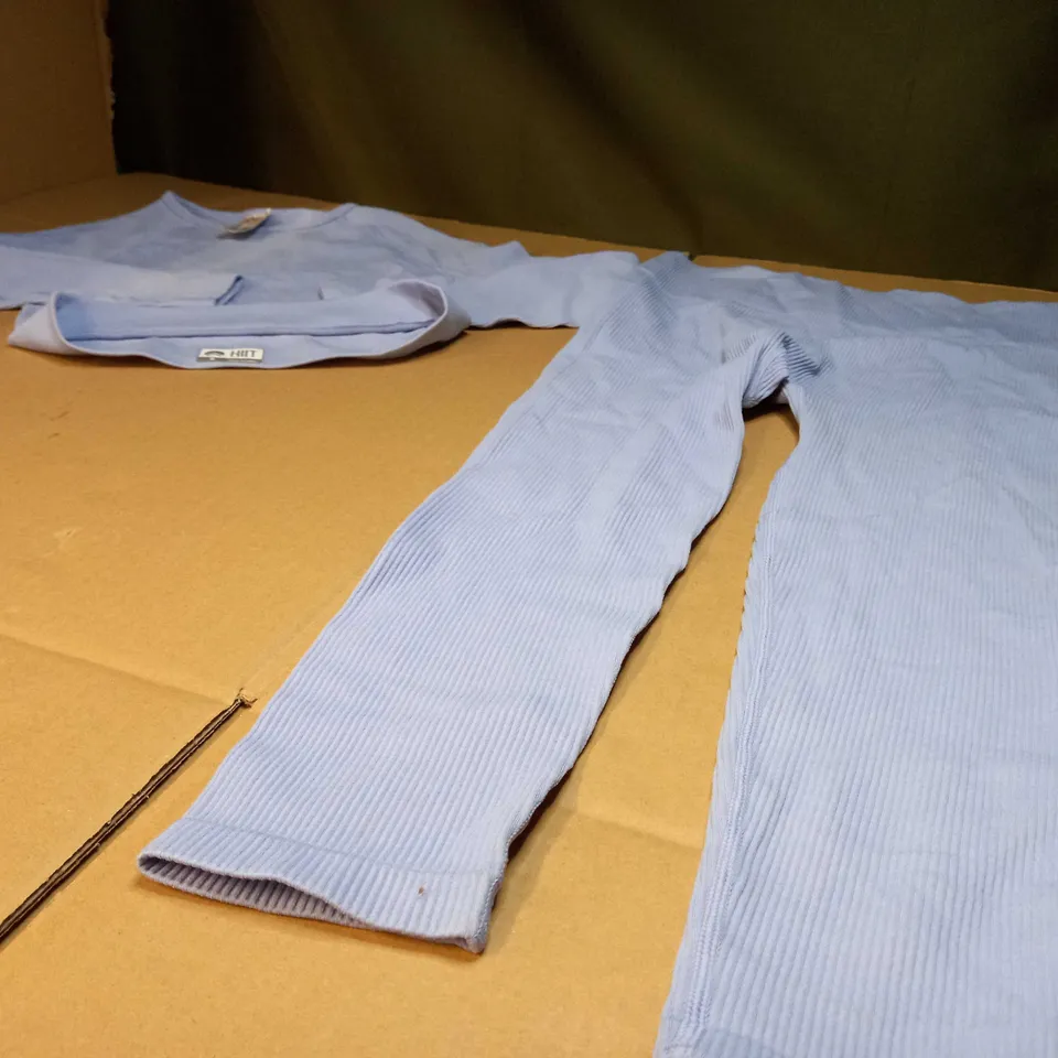 LOT OF APPROX 2 RIBBED FITNESS LEGGINGS/TOP - SMALL