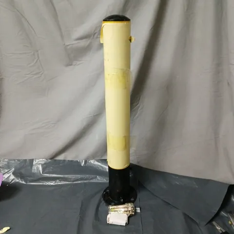 DRIVEWAY BOLLARD WITH ASSEMBLY PARTS