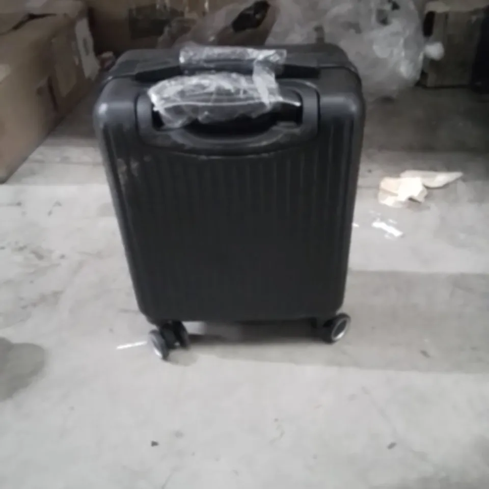 LUGG VACAY CABIN BAG BLACK