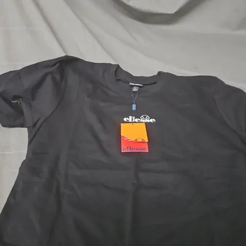 ELLESSE BLACK T-SHIRT – UK LARGE (MEN'S) – LOGO TEE