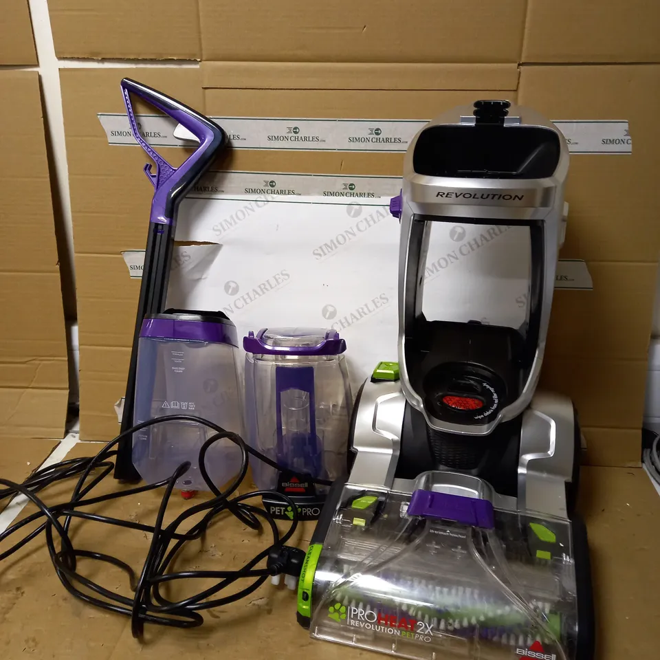 BISSELL PROHEAT 2X REVOLUTION PET PRO CARPET CLEANER 