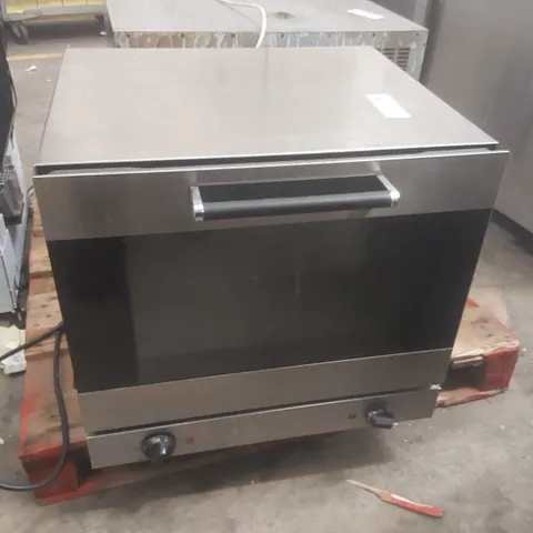 COMMERCIAL OVEN