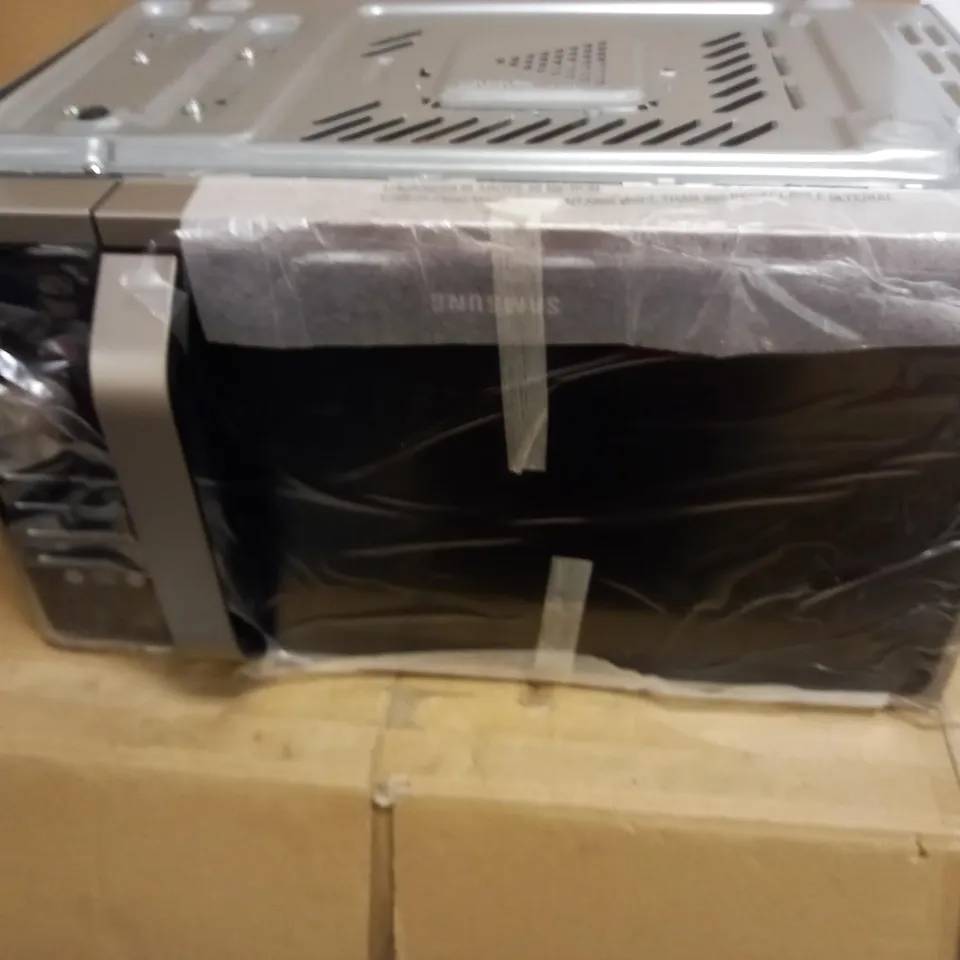 SAMSUNG SOLO MICROWAVE MS23F301TAS RRP £149.99