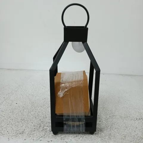 THE VERY COLLECTION LANTERN WITH GLASS HURRICANE CENTRE 10.1CM
