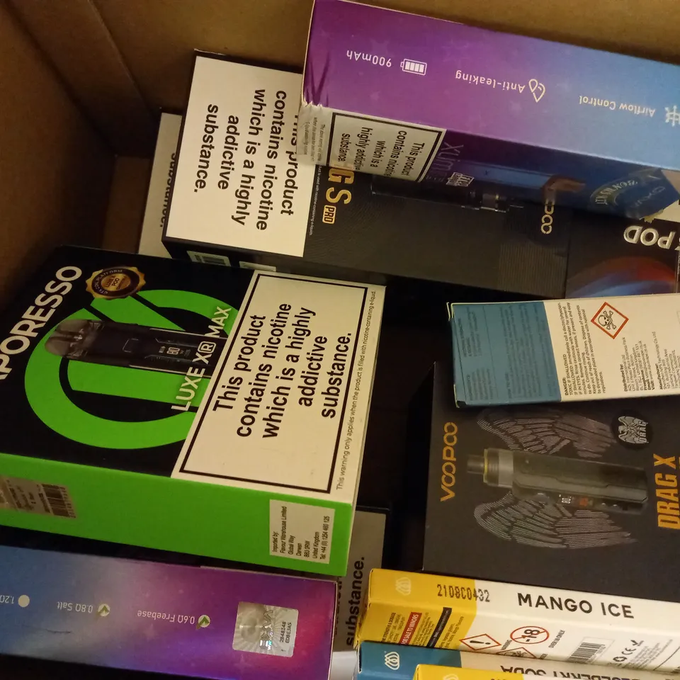 APPROXIMATELY 20 ASSORTED BOXED VAPING PRODUCTS TO INCLUDE VOOPOO DRAG X PRO, VOOPOO VINCI 3 MOD POD KIT, VOOPOO ARGUS P1 ETC.