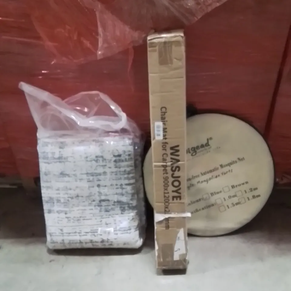 PALLET OF ASSORTED HOUSEHOLD GOODS AND PRODUCTS TO INCLUDE;MOSQUITO NET,RUG,PLAYMAT 