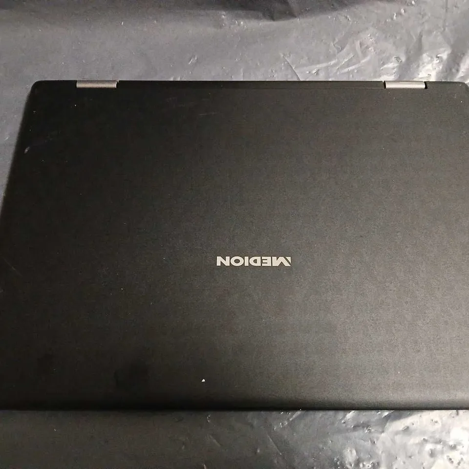 MEDION AKOYA BLACK LAPTOP - MODEL UNSPECIFIED 