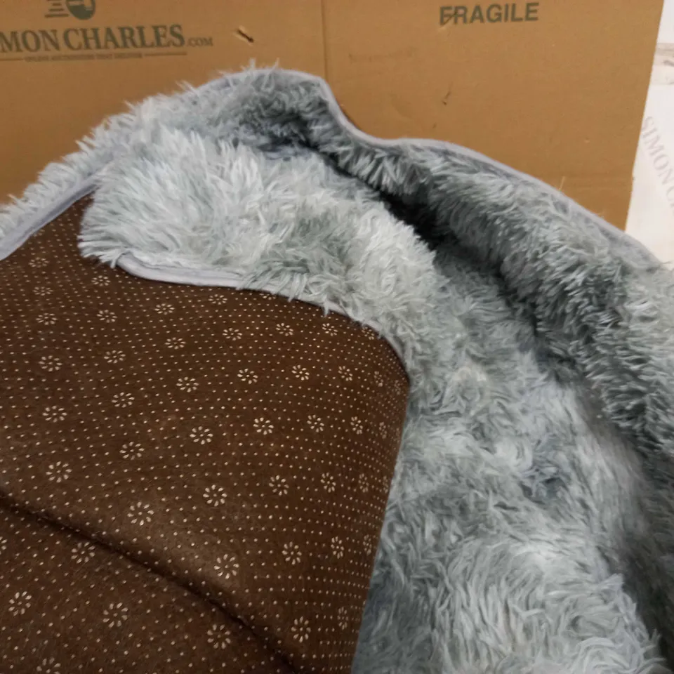 DESIGNER STYLE RUG - BLUE SHAGGY STYLE