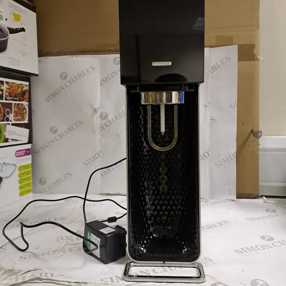 BOXED SODASTREAM POWER ELECTRIC SPARKLING WATER MAKER 