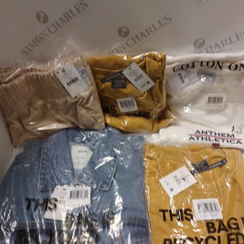 BOX OF APPROXIMATELY 15 ASSORTED CLOTHING PRODUCTS IN VARIOUS BRANDS & SIZES TO INCLUDE BOXING SHORTS, T-SHIRT, DENIM JACKET ETC