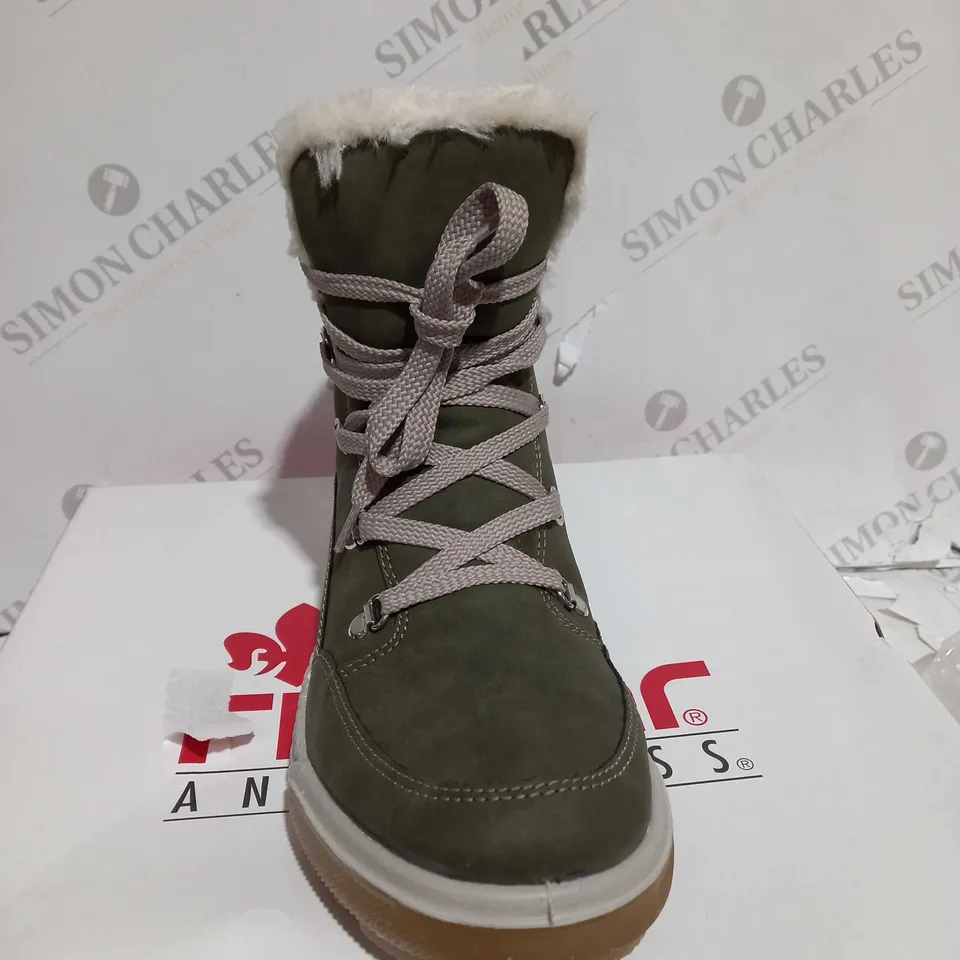 BOXED PAIR OF RIEKER WARM HIKING BOOTS, KHAKI - SIZE 7.5