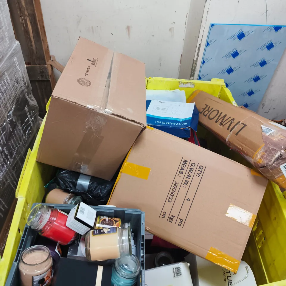 PALLET OF ASSORTED HOUSEHOLD ITEMS TO INCLUDE CANDLES , ASSORTED COSMETIC ITEMS AND MASSAGE BELT