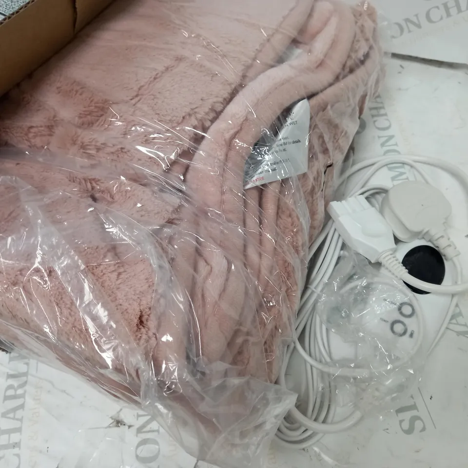 COZEE HOME HEATED BLANKET IN PINK