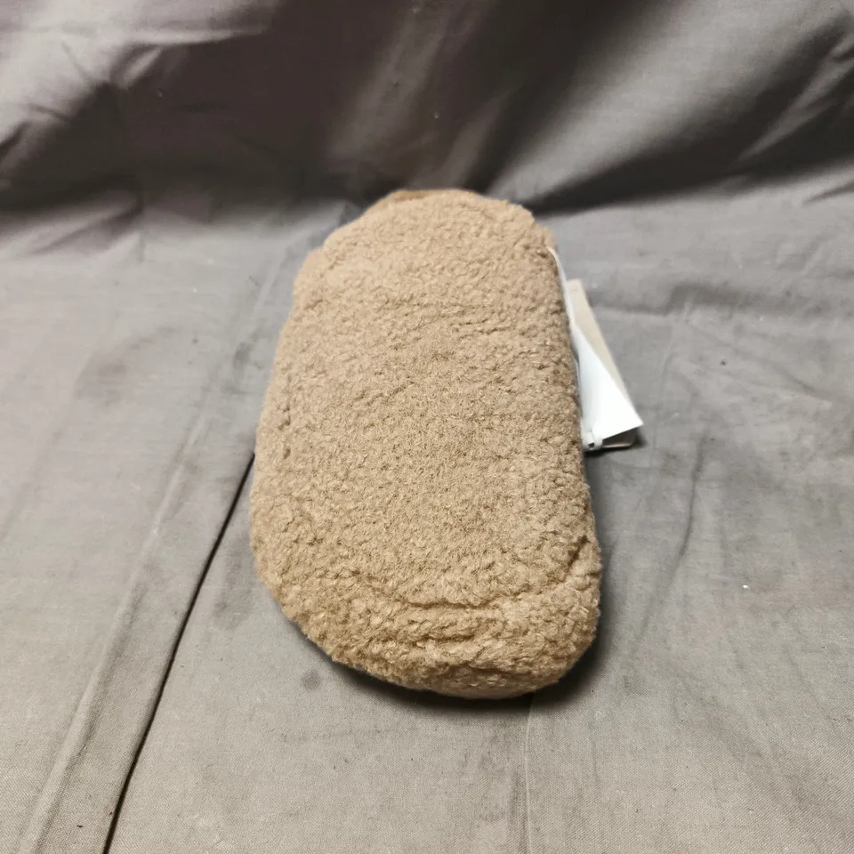 PAIR OF THE WHITE COMPANY BORG CORKBED LOAFER SLIPPERS IN TAUPE SIZE MEDIUM (5-6)