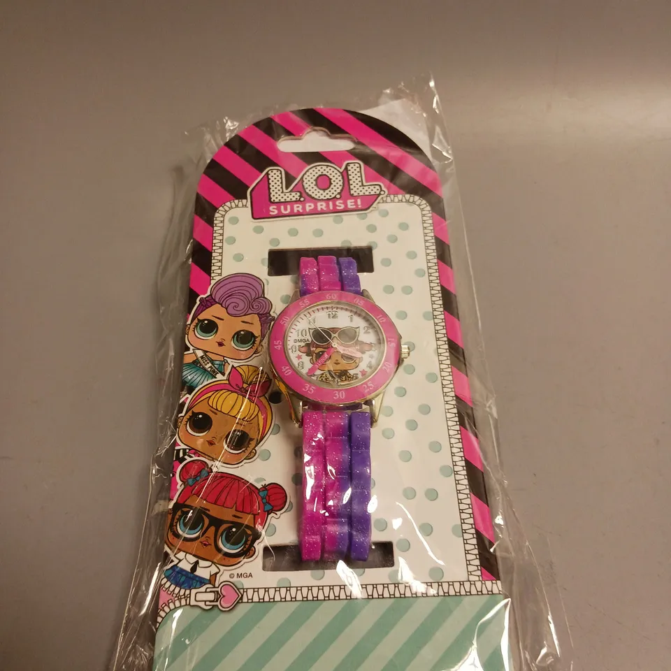 LOL SURPRISE! CHILDRENS WATCH IN PINK AND PURPLE WITH SILICONE STRAP 
