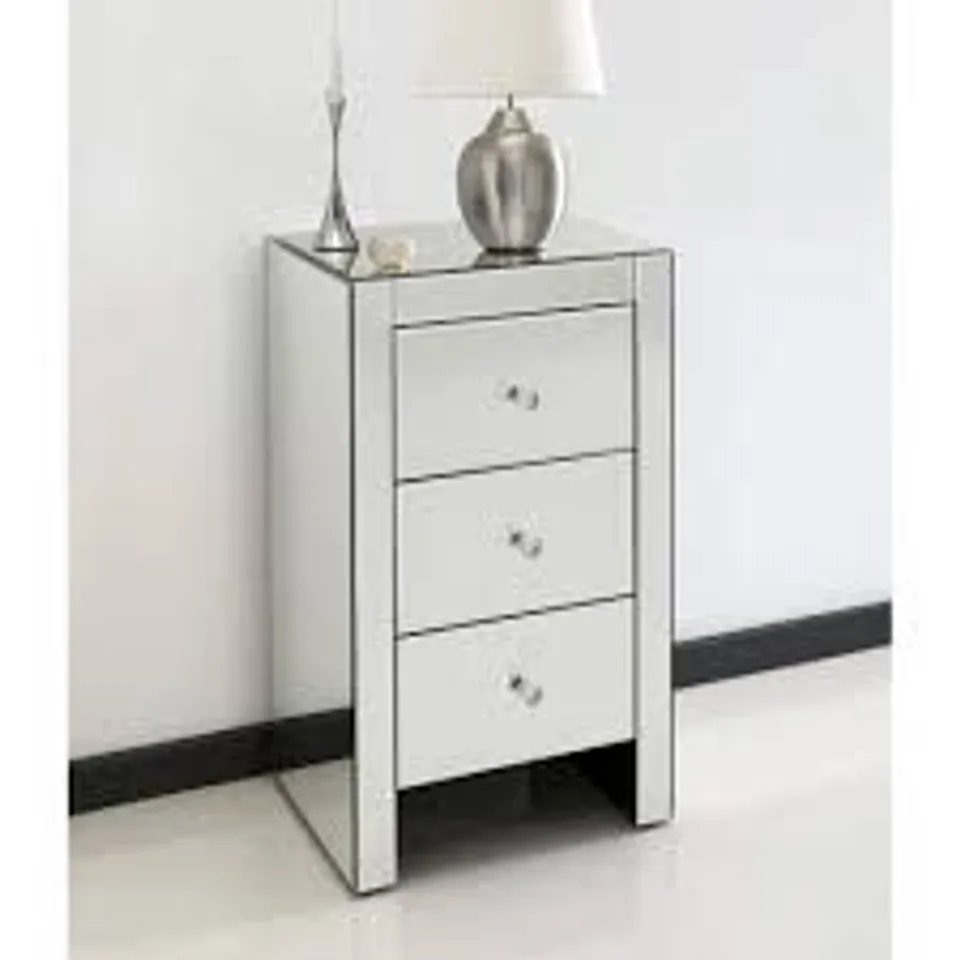 BRAND NEW HOMESDIRECT365 ROMANO CRYSTAL SLIM VENETIAN MIRRORED BEDSIDE TABLE
