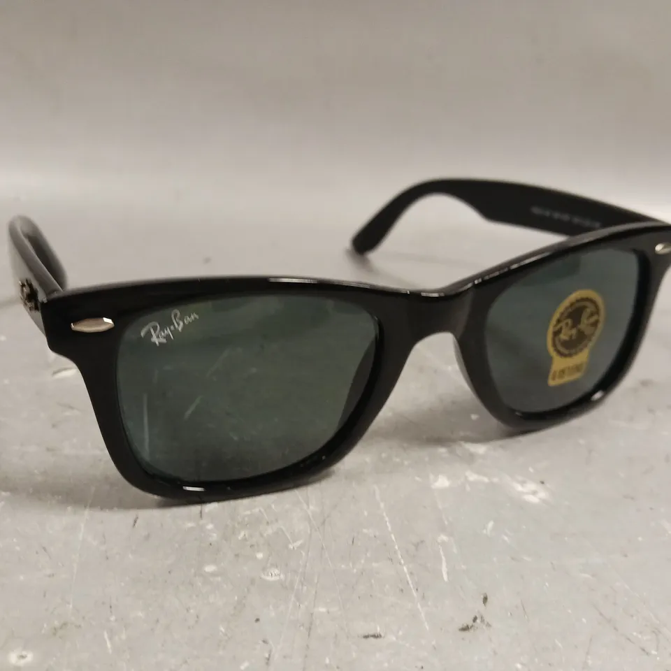RAY-BAN RB2140 BLACK FRAME SUNGLASSES 