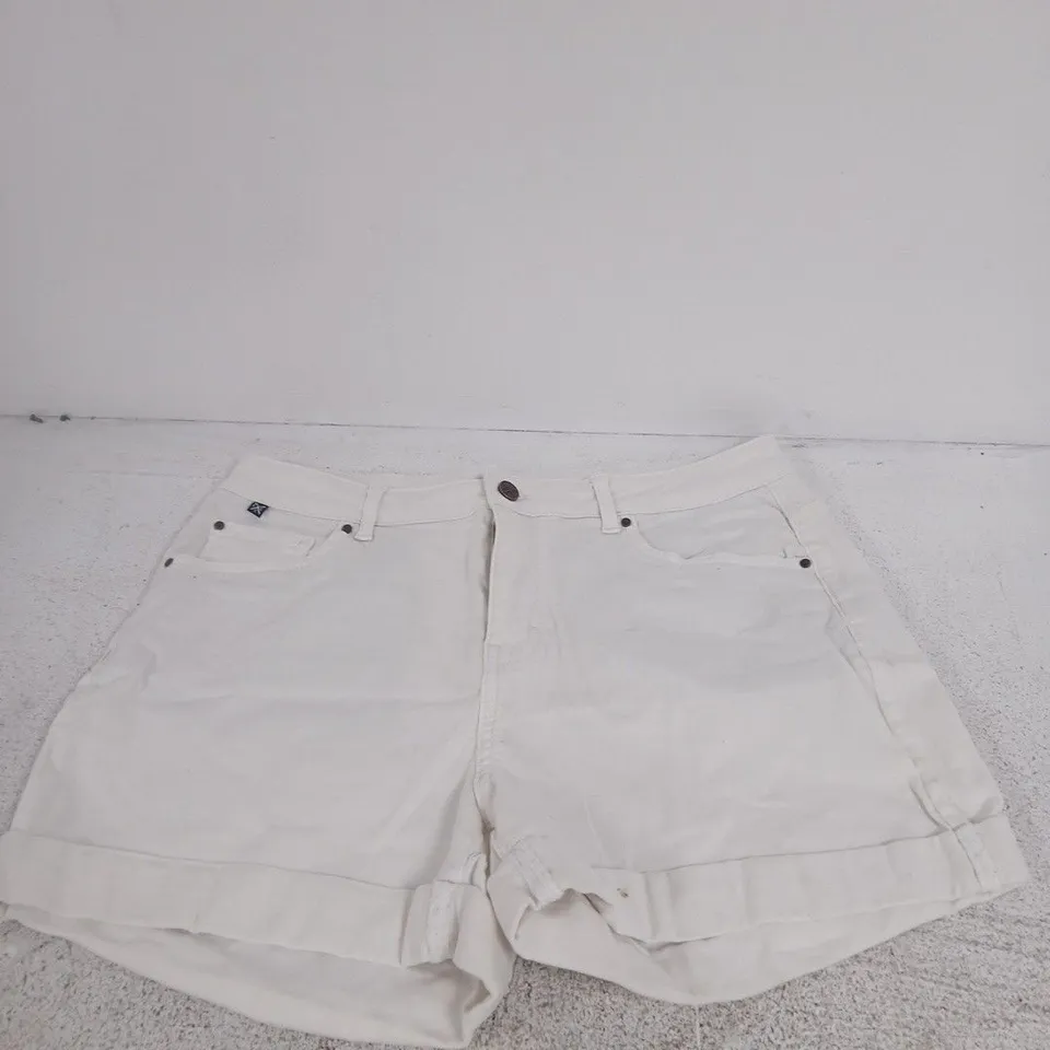 CREW CLOTHING COMPANY WHITE SHORTS – UK 14