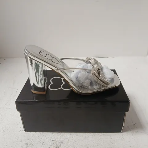 WOMEN'S SILVER EMBELLISHED BOW SANDALS WITH CLEAR STRAPS, BLOCK HEEL UK 6
