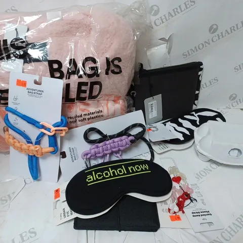 APPROXIMATELY 8 COTTON ON ITEMS INCLUDING DISNEY MICKEY THROW, SPLEEP MASK, SOCKS IN EGG CARTON