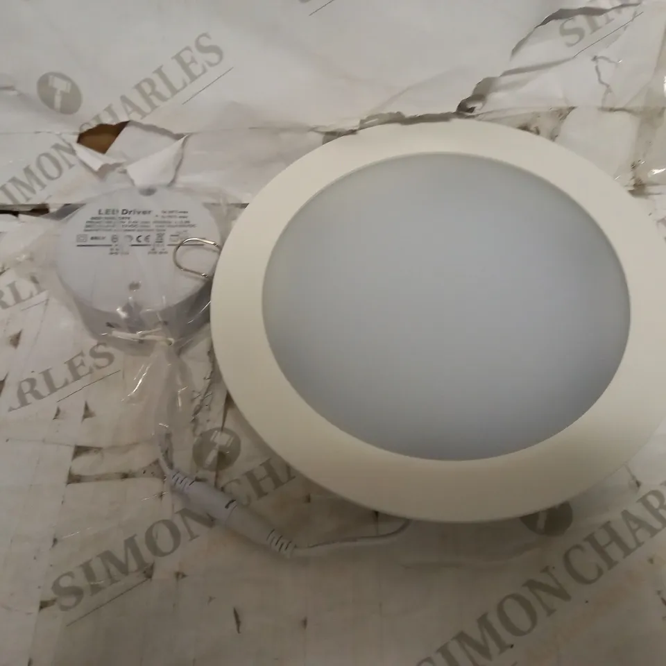 LOT OF 6 BRAND NEW 25W LED RECESSED PANEL 6K LIGHT FIXTURES (WL77000)