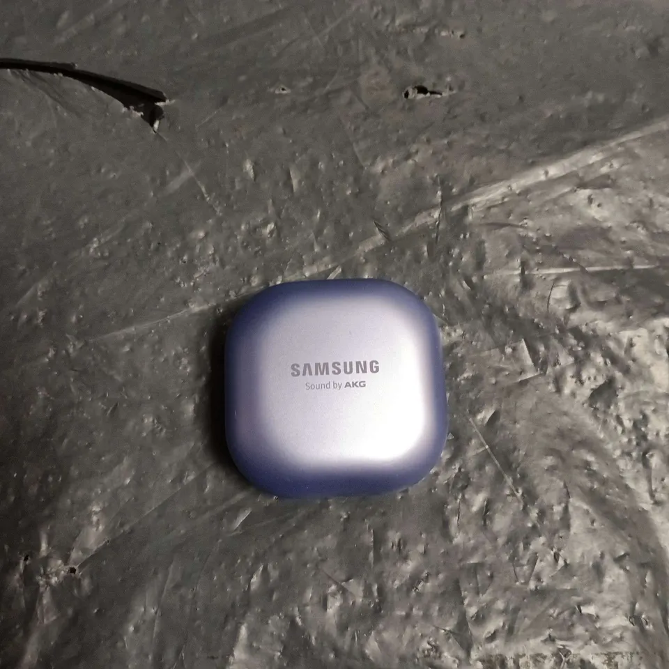 SAMSUNG WIRELESS EARBUDS CASE – SOUND BY AKG 