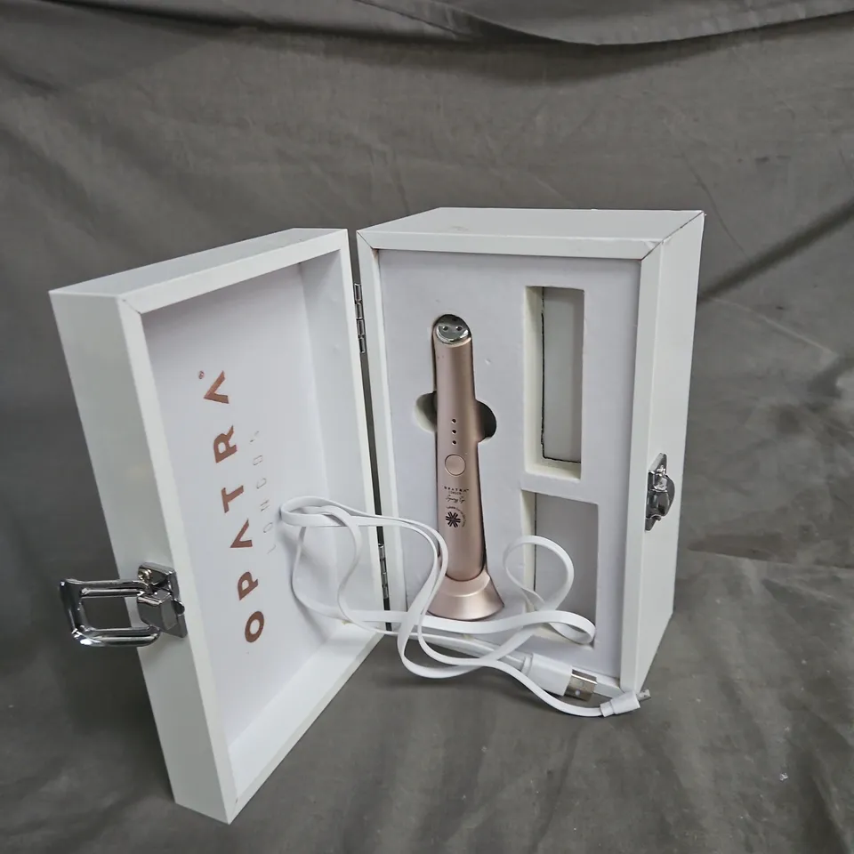 OPATRA LONDON SYNERGY EYE BEAUTY DEVICE – ROSE GOLD