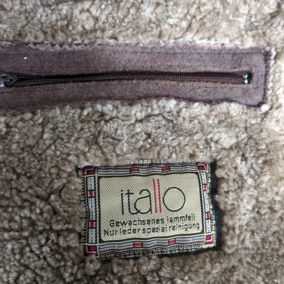 MEN'S SHEARLING COAT, UK 46 (EU 56) – ORIGINAL SHEARLING