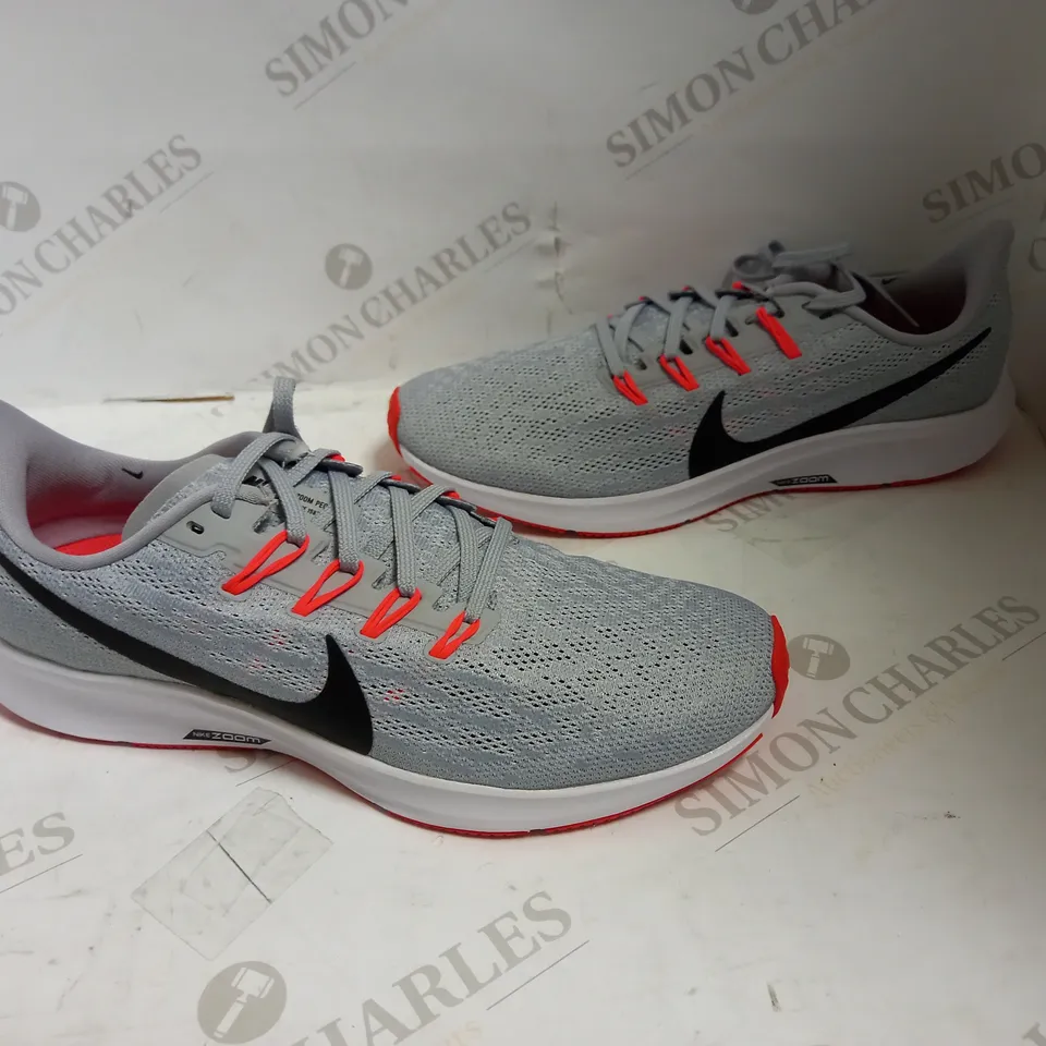 NIKE AIR ZOOM PEGASUS 36 - UK 9 