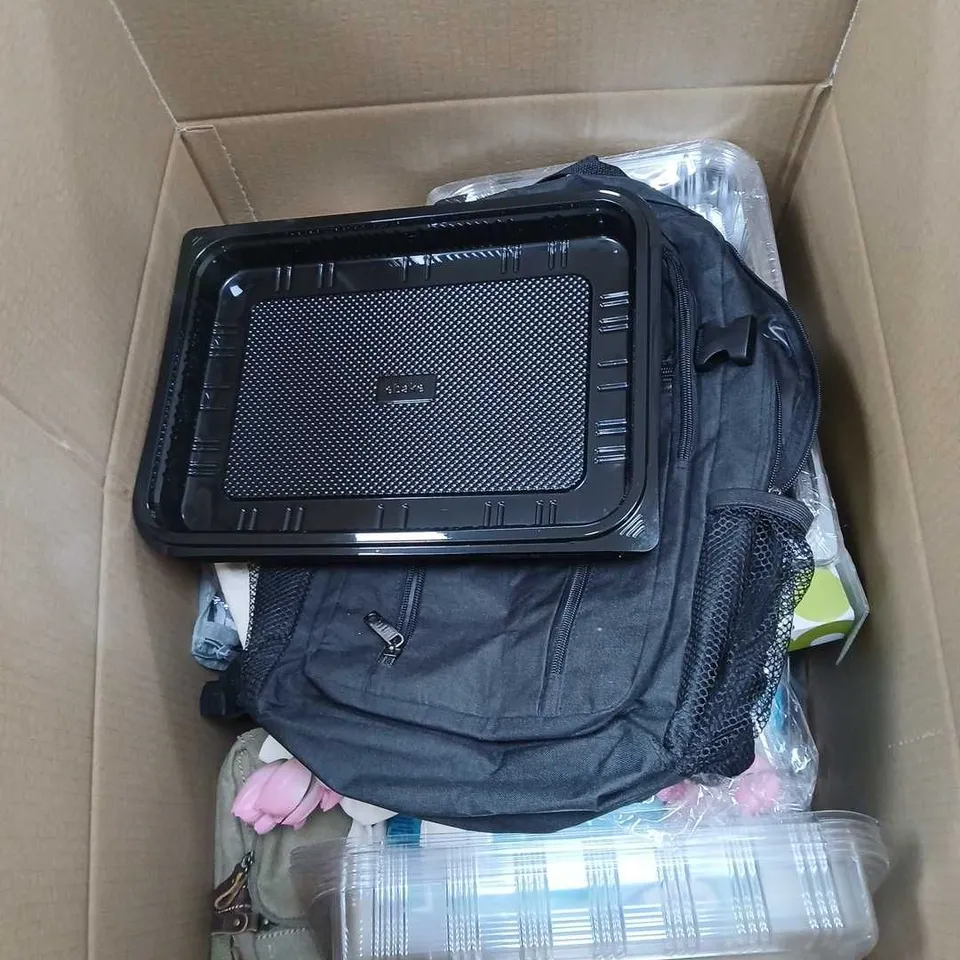 BOX OF APPROXIMATELY 20 ASSORTED ITEMS TO INCLUDE BACK PACK, FLOWER DECORATIONS, PLATTER TRAYS WITH LIDS SET ETC